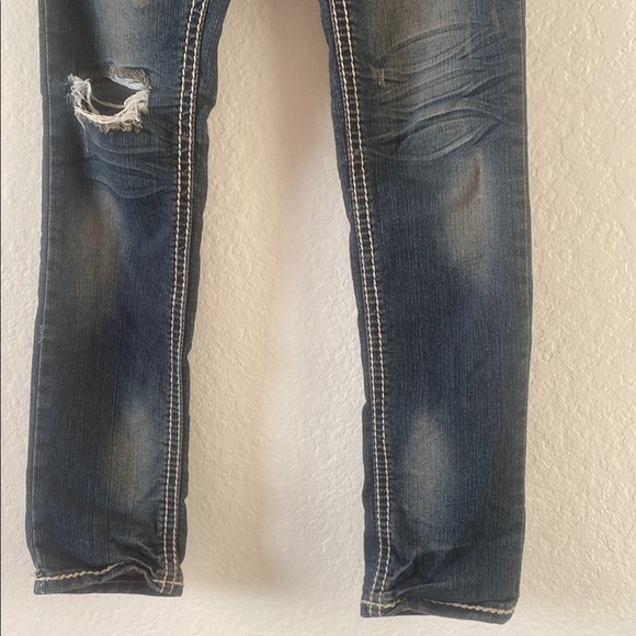 Almost Famous Blue Skinny Jeans with Distressed Details - Picture 8 of 10
